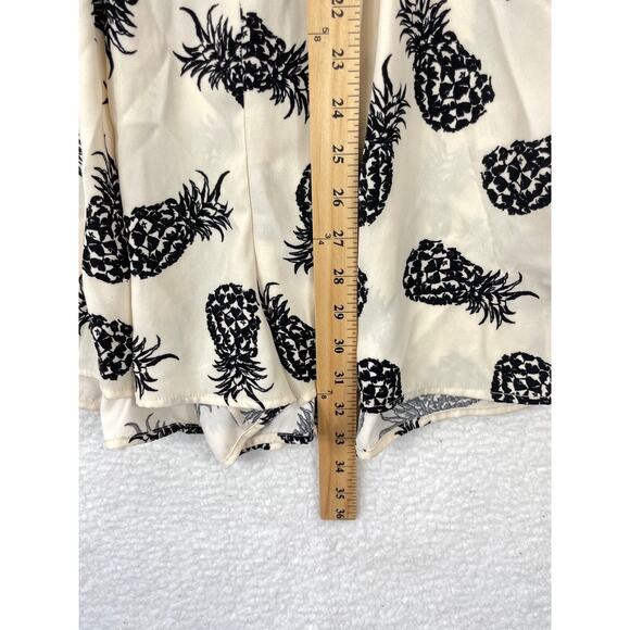 Design Lab‎ Lord & Taylor Pineapple Romper Women’s Size S Black Print NWT - Picture 7 of 12